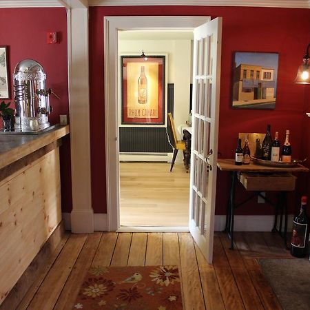 King Hill Inn&Kitchen New London Exterior foto
